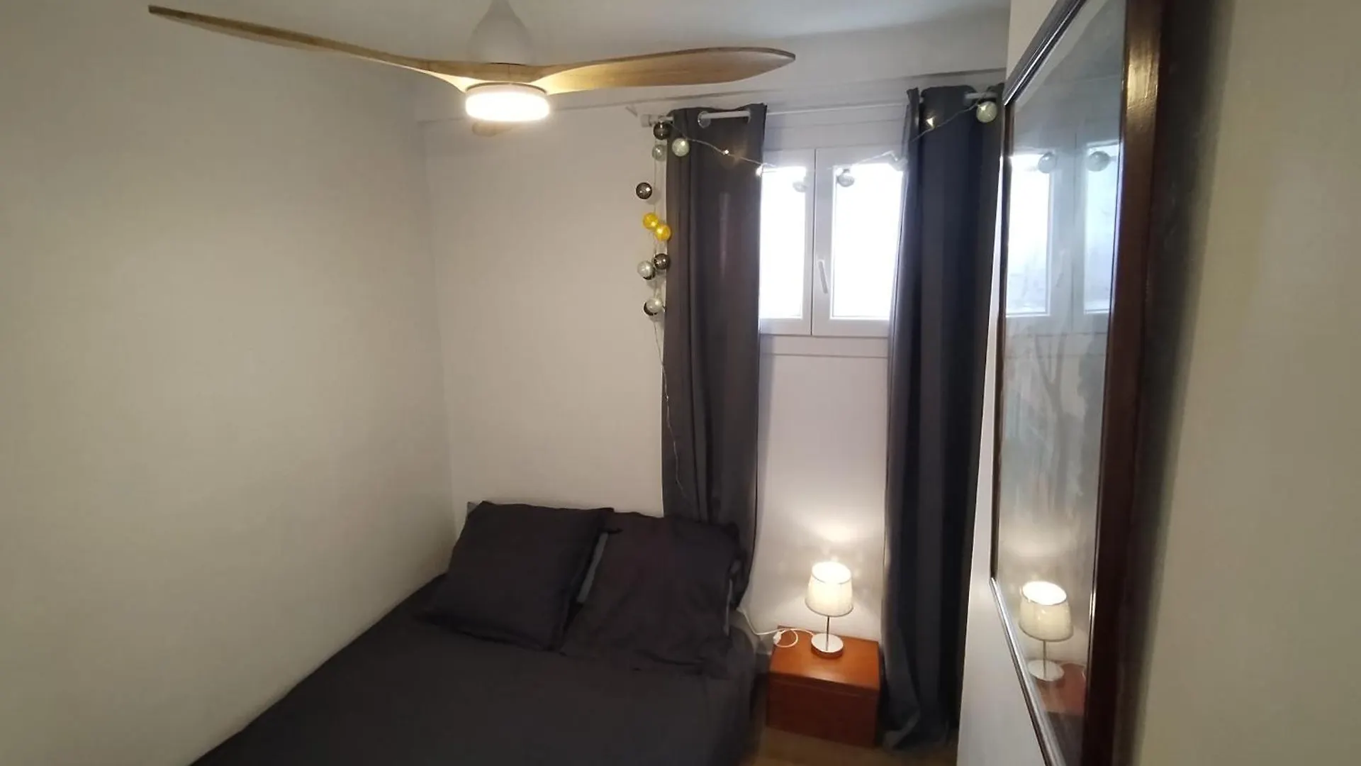 Bel Appartement Port Sanary 0*, Sanary-sur-Mer France